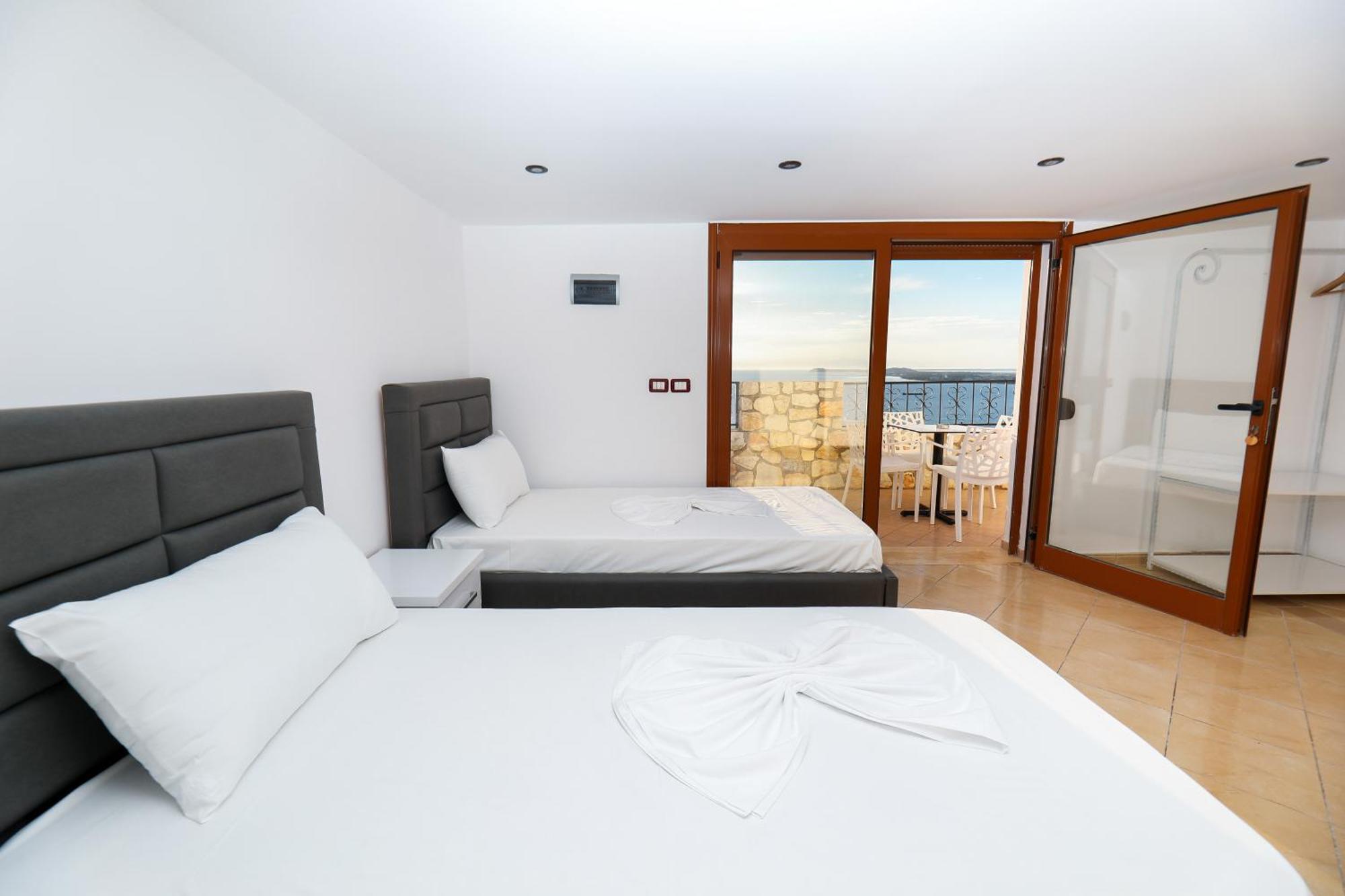 Vila Dena Vlore Exterior photo